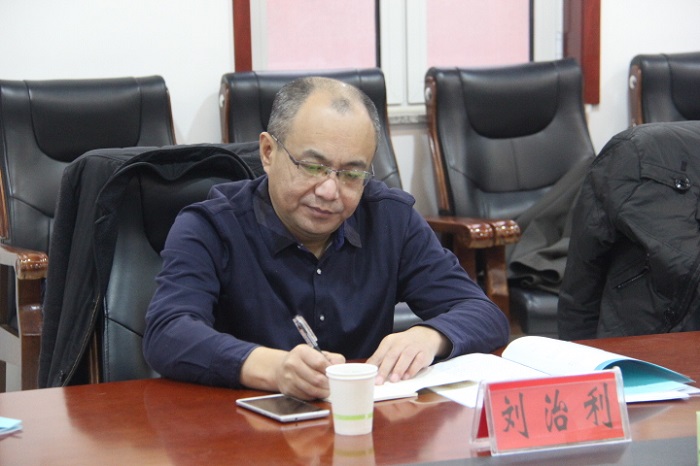 1省教育厅科技处刘治利副处长介绍全省研发中心建设情况及验收要求.JPG