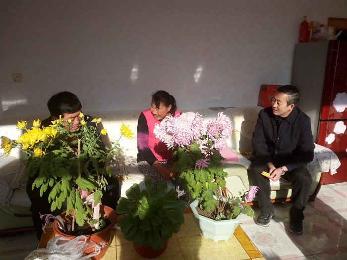 兰书记入户.jpg 兰书记入户.jpg